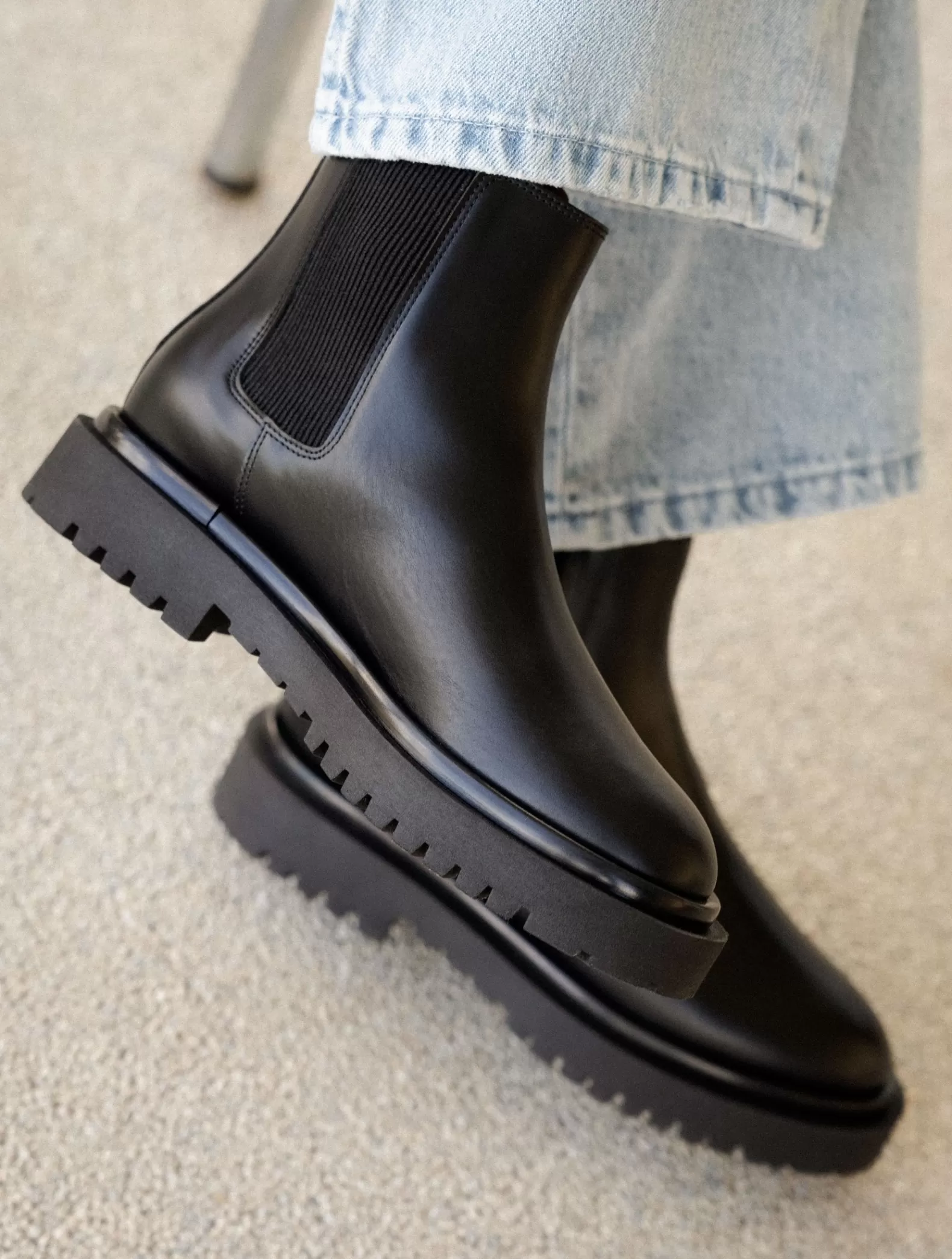 Bobbies Carly Noir Intense Fashion