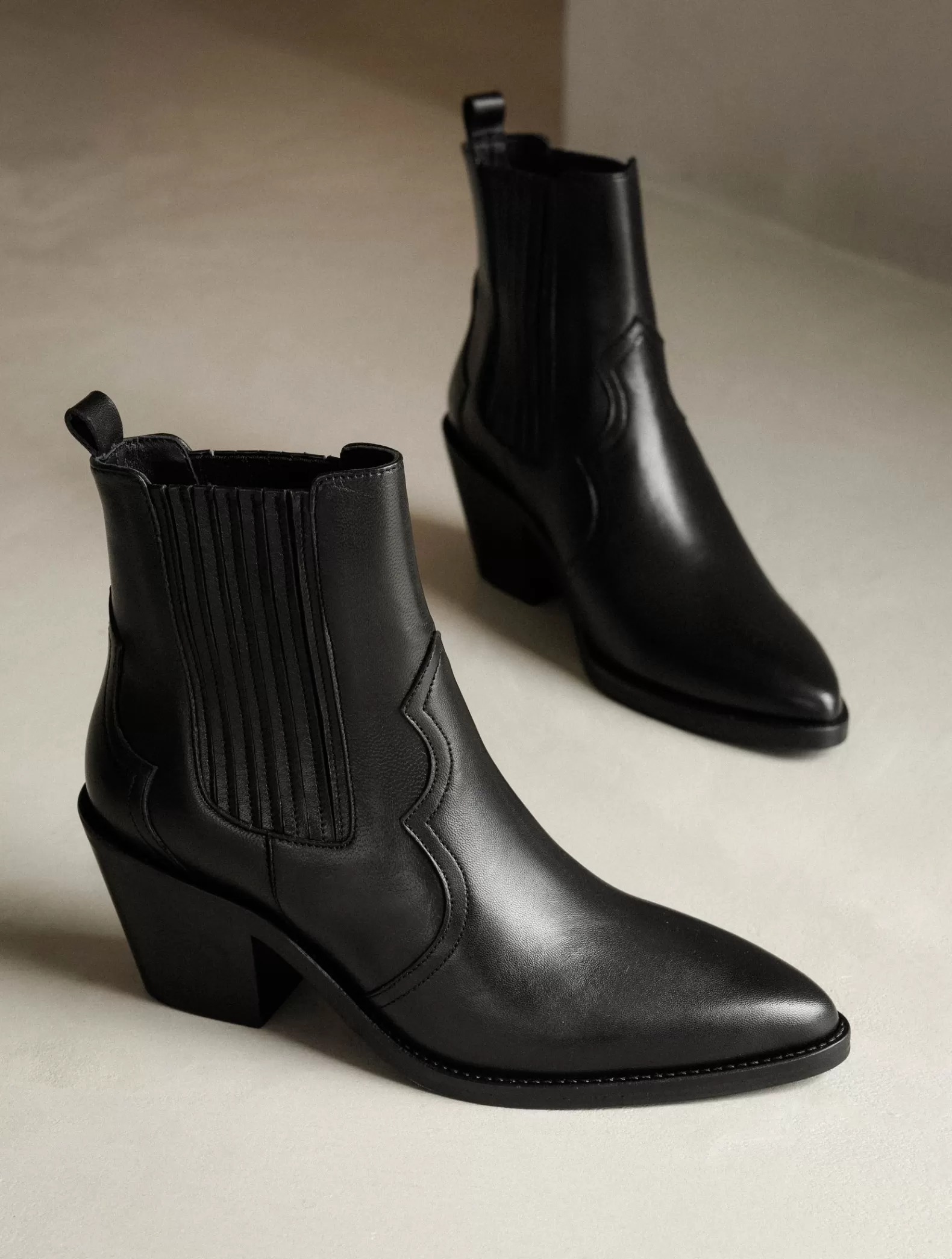 Bobbies Dakota Noir Passion Cheap