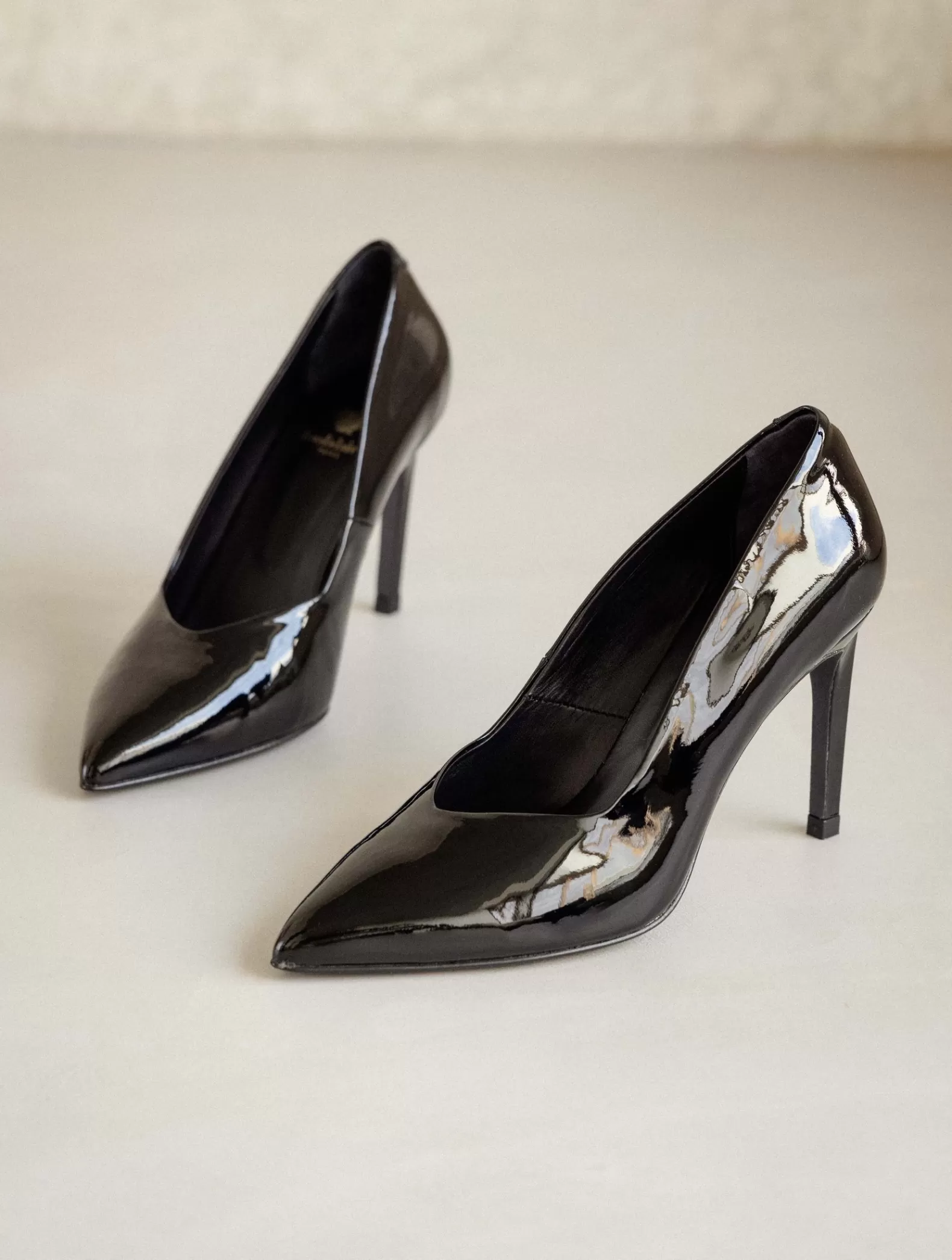Bobbies Frida Noir Laqué Outlet