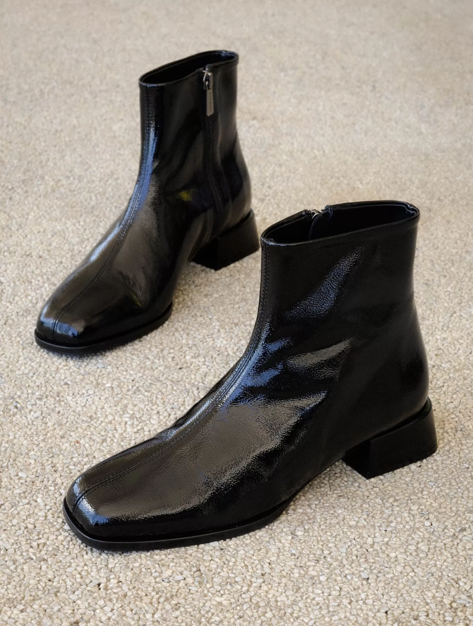 Bobbies Hawa Noir Vinyl Online