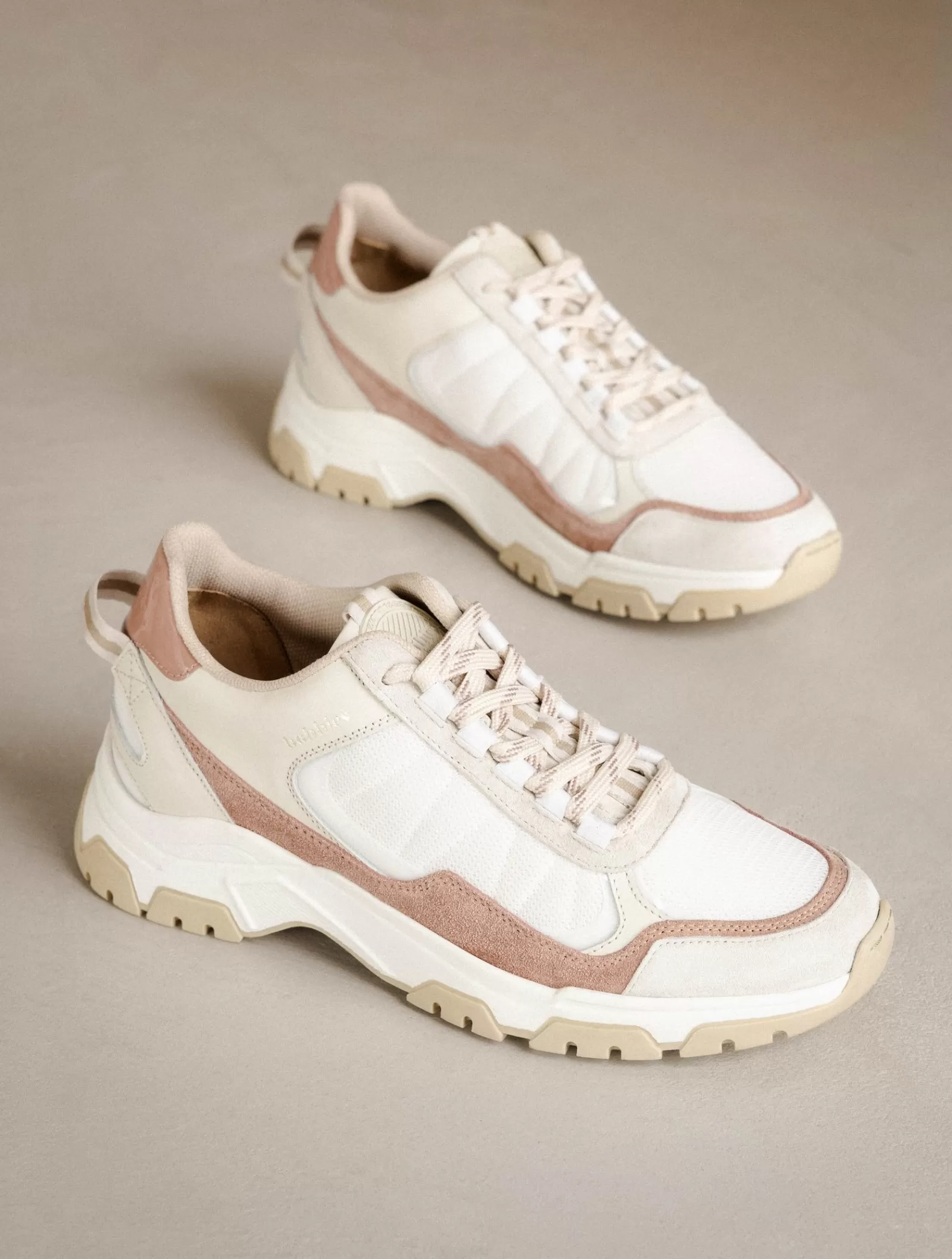 Bobbies Kiwa Blanc & Blush Shop
