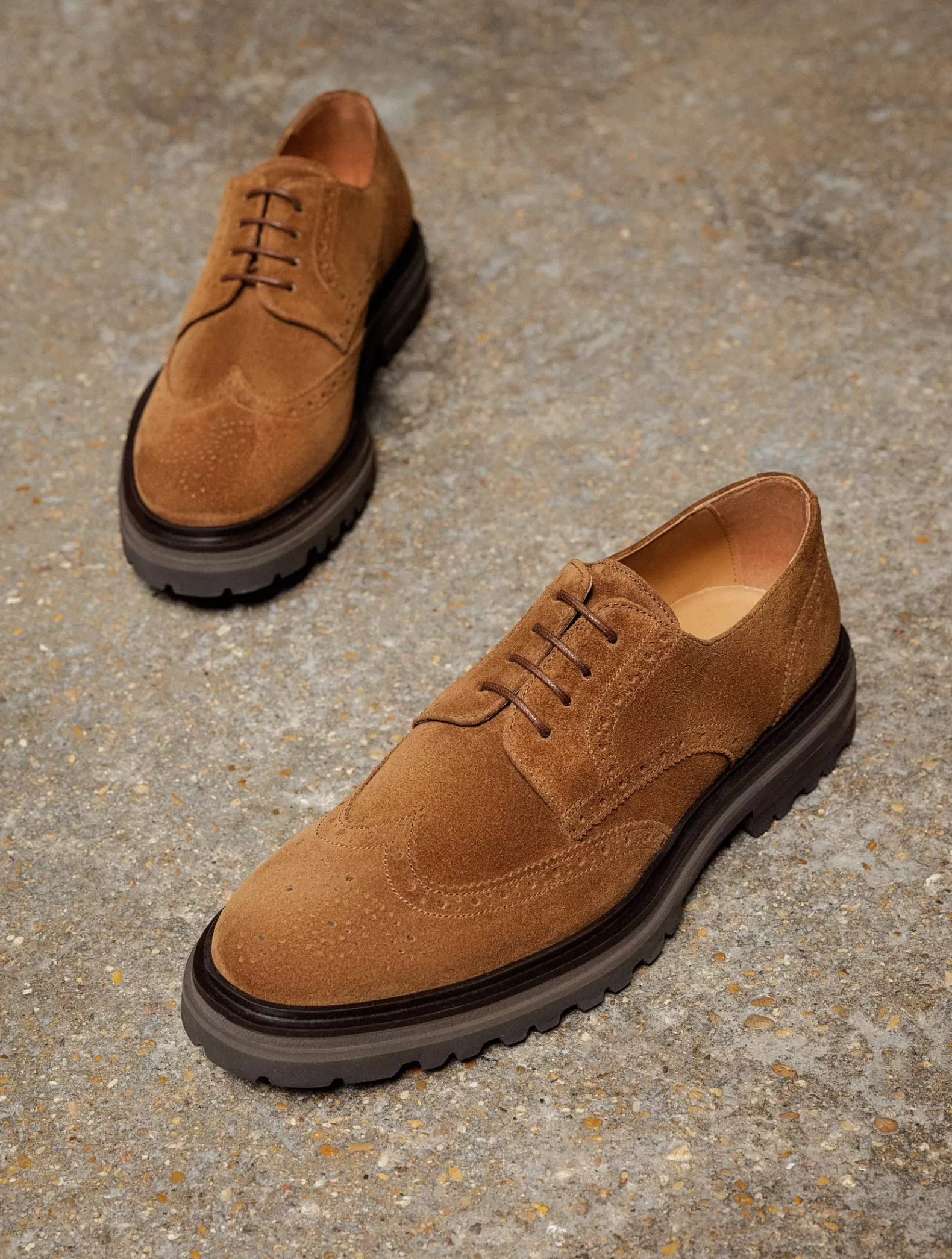 Bobbies Oscar Camel New
