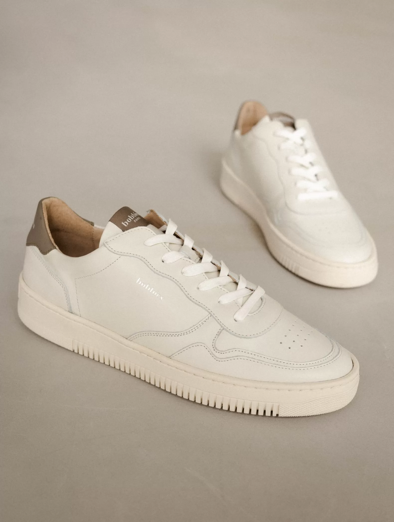 Bobbies Travis Blanc Cassé & Taupe Cheap